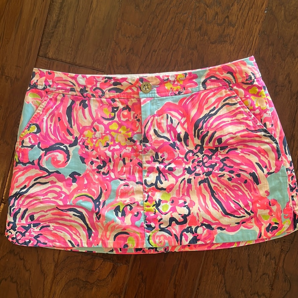 Lilly Pulitzer Skort, size 4